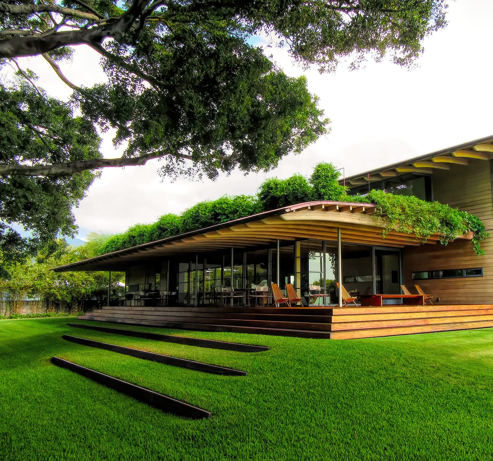 Lawn Renovation - Ultimate Innovations - Honolulu, HI